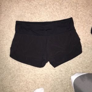 Black lululemon Speed up shorts